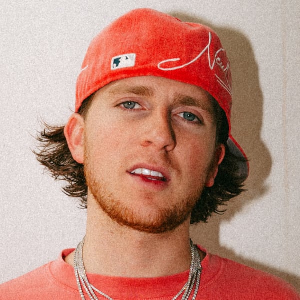 PORTRAIT · Luke Dean